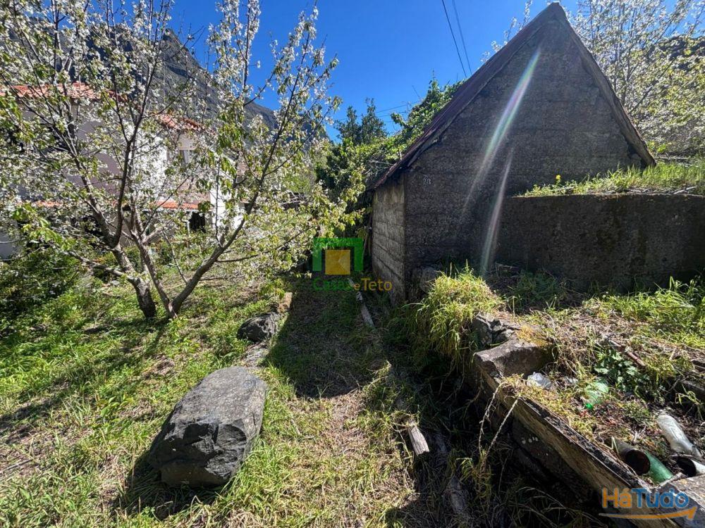 Moradia com terreno Moradia com terreno