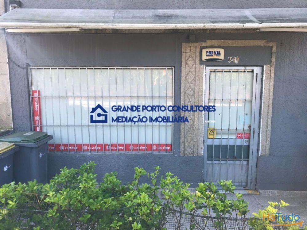 Loja dá para restauração Palmilheira ao Continente Águas Santas Loja dá para restauração Palmilheira ao Continente Águas Santas