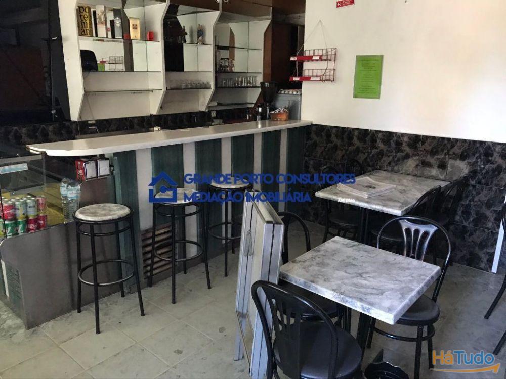 Loja dá para restauração Palmilheira ao Continente Águas Santas Loja dá para restauração Palmilheira ao Continente Águas Santas