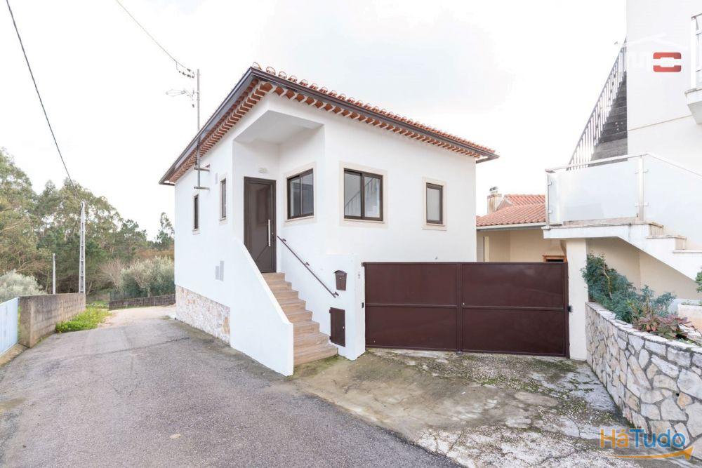 Moradia T1+1 renovada em Perulheira, S. Mamede Moradia T1+1 renovada em Perulheira, S. Mamede