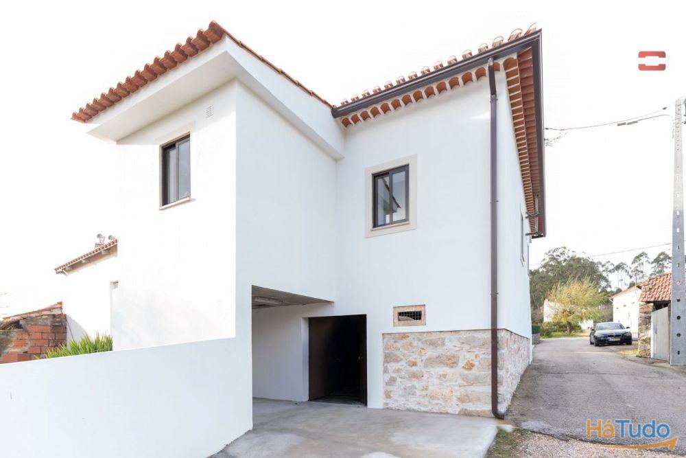 Moradia T1+1 renovada em Perulheira, S. Mamede Moradia T1+1 renovada em Perulheira, S. Mamede