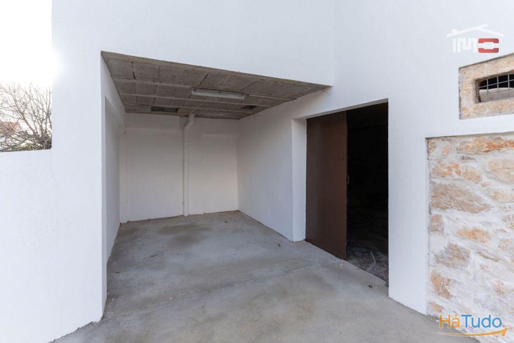 Moradia T1+1 renovada em Perulheira, S. Mamede Moradia T1+1 renovada em Perulheira, S. Mamede