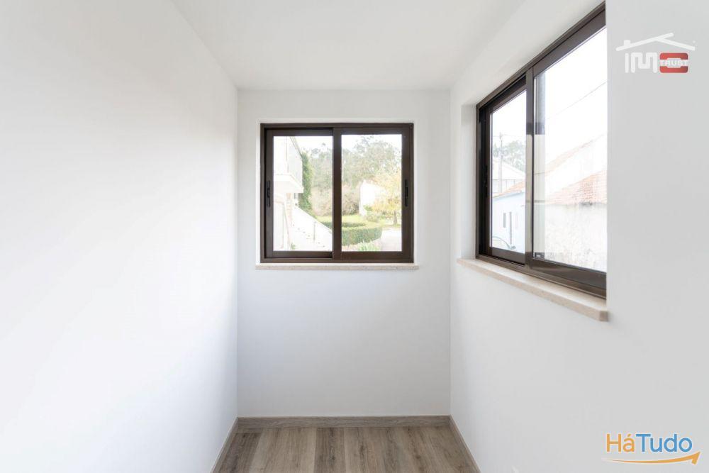 Moradia T1+1 renovada em Perulheira, S. Mamede Moradia T1+1 renovada em Perulheira, S. Mamede