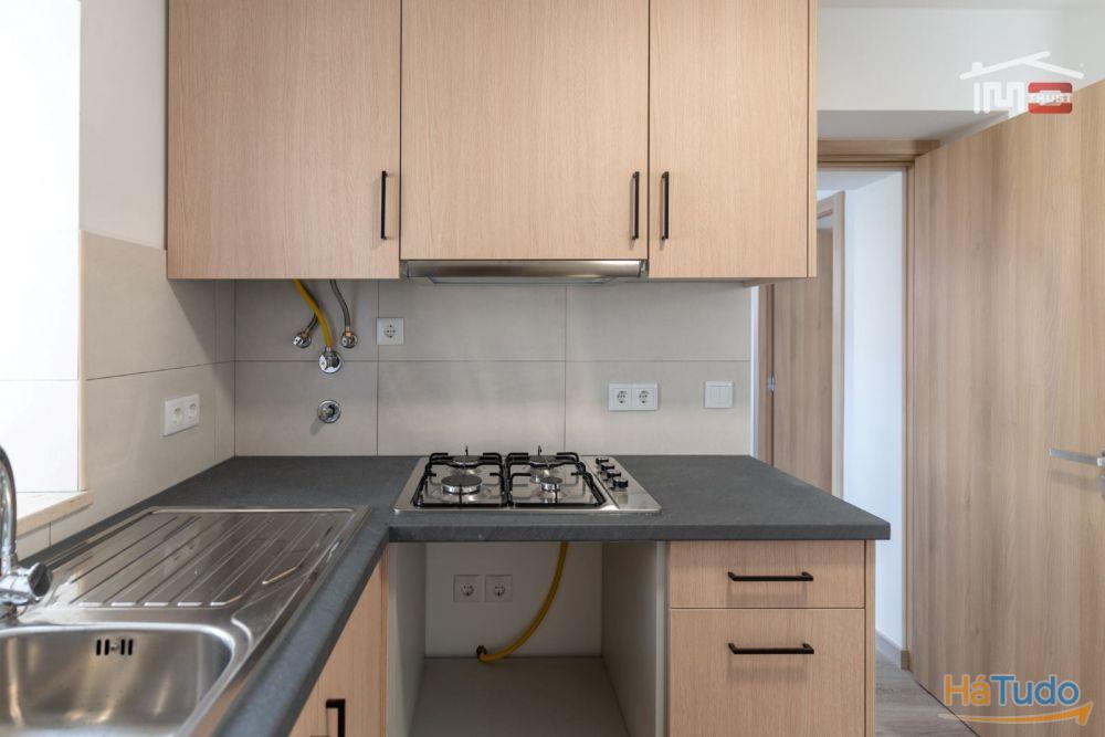 Moradia T1+1 renovada em Perulheira, S. Mamede Moradia T1+1 renovada em Perulheira, S. Mamede