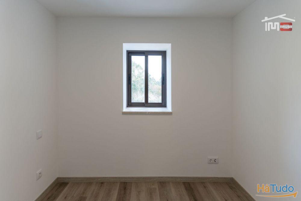 Moradia T1+1 renovada em Perulheira, S. Mamede Moradia T1+1 renovada em Perulheira, S. Mamede