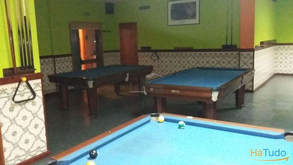 Loja Santo Ovidio com 212 m2