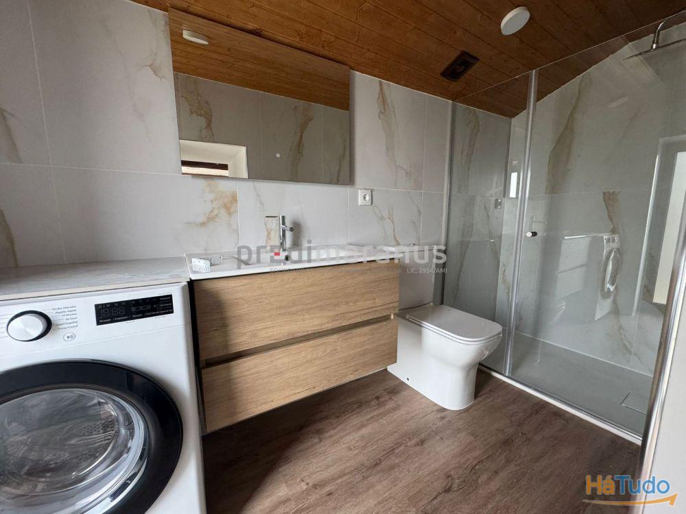 Moradia em Pedra T2, totalmente renovada. Cozinha equipada, pré-instalação de A/C. Ruína com 20m2 incluída. Moradia em Pedra T2, totalmente renovada. Cozinha equipada, pré-instalação de A/C. Ruína com 20m2 incluída.
