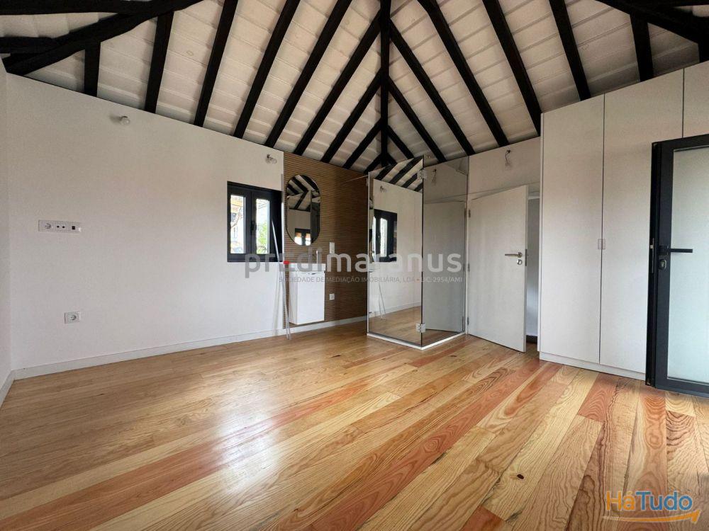 Moradia em Pedra T2, totalmente renovada. Cozinha equipada, pré-instalação de A/C. Ruína com 20m2 incluída. Moradia em Pedra T2, totalmente renovada. Cozinha equipada, pré-instalação de A/C. Ruína com 20m2 incluída.