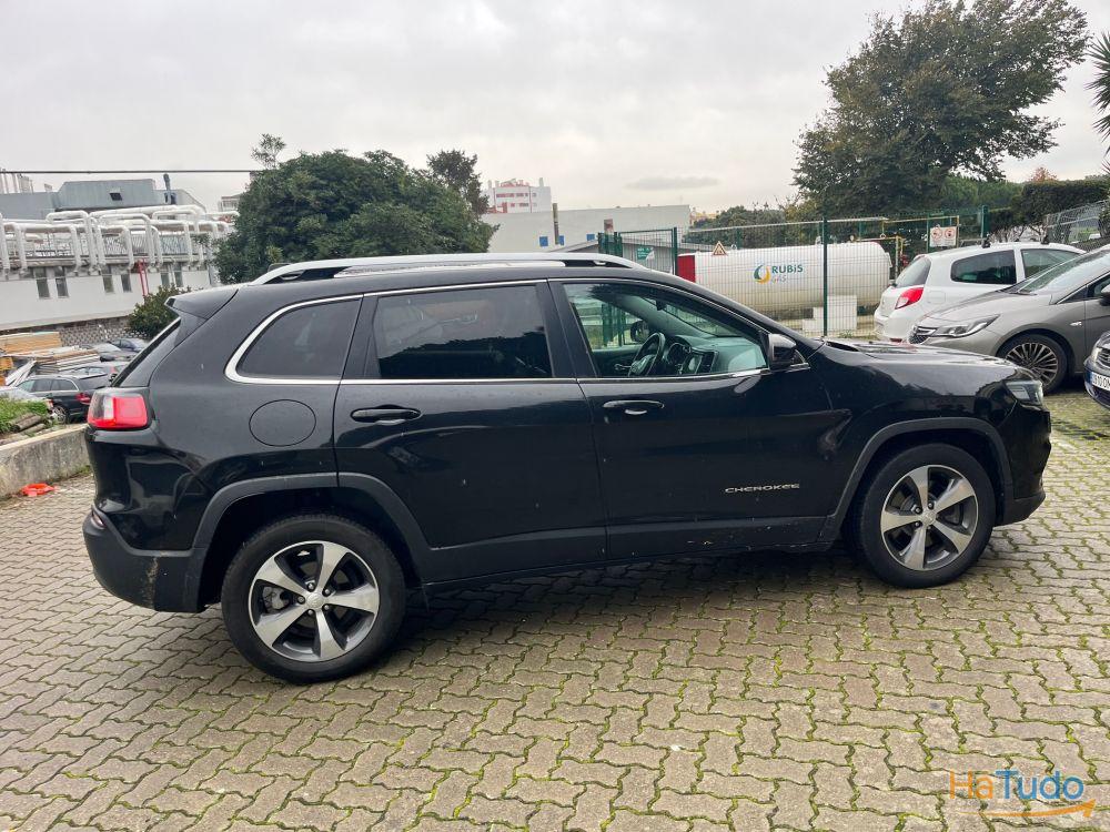 Jeep Cherokee 2.2 CRD Limited ATX Jeep Cherokee 2.2 CRD Limited ATX