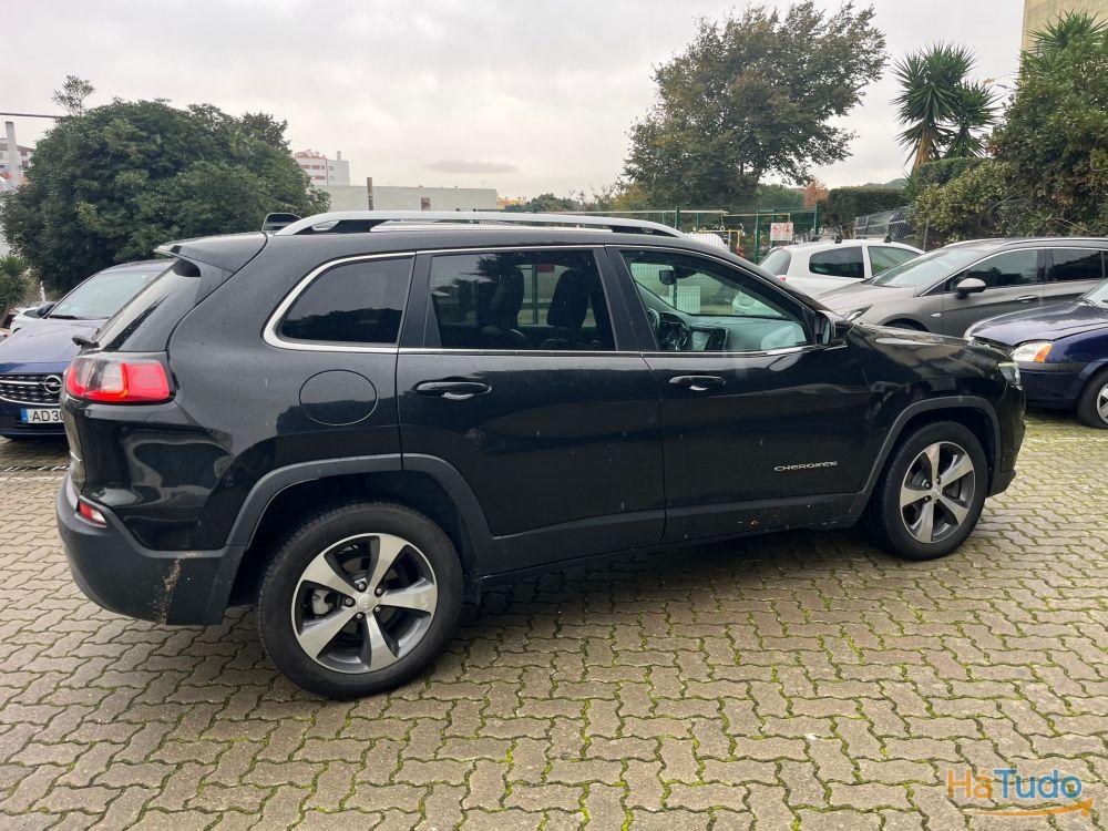 Jeep Cherokee 2.2 CRD Limited ATX Jeep Cherokee 2.2 CRD Limited ATX