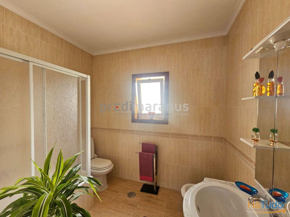 Moradia Isolada T5 em zona nobre da cidade de Amarante Moradia Isolada T5 em zona nobre da cidade de Amarante