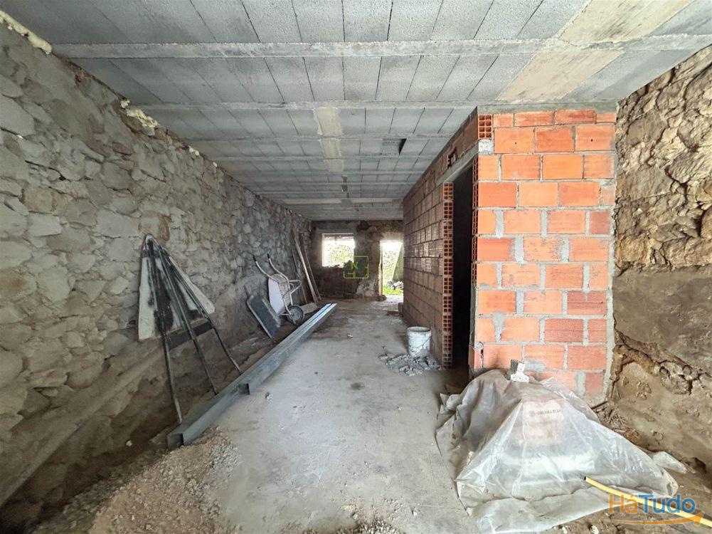 Moradia com Quintal em Construção ? Personalize a Casa dos Seus Sonhos em Alcains Moradia com Quintal em Construção ? Personalize a Casa dos Seus Sonhos em Alcains