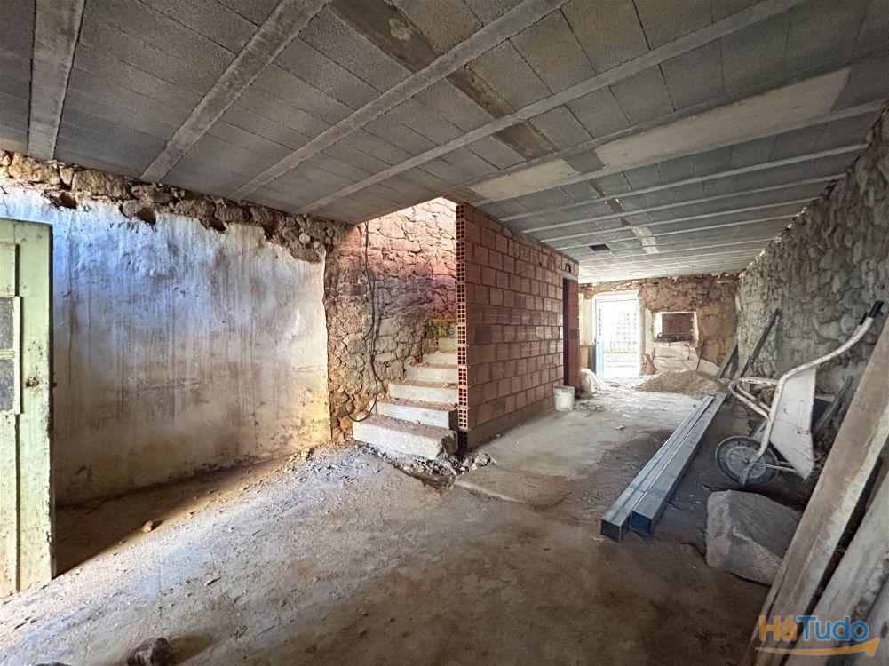 Moradia com Quintal em Construção ? Personalize a Casa dos Seus Sonhos em Alcains Moradia com Quintal em Construção ? Personalize a Casa dos Seus Sonhos em Alcains