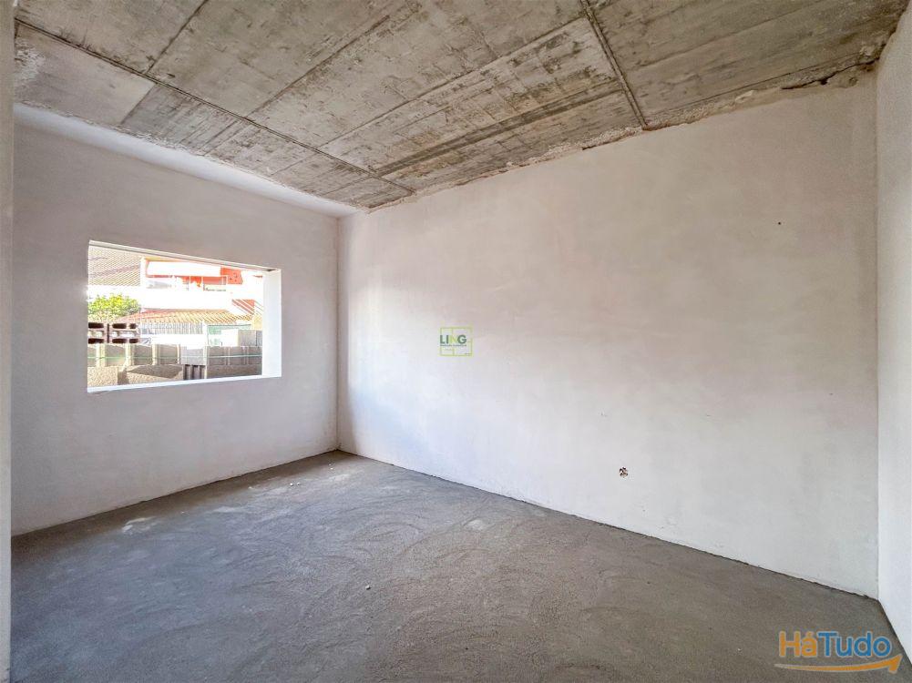 Moradia Isolada V4, no Bairro da Carapalha, cidade de Castelo Branco Moradia Isolada V4, no Bairro da Carapalha, cidade de Castelo Branco