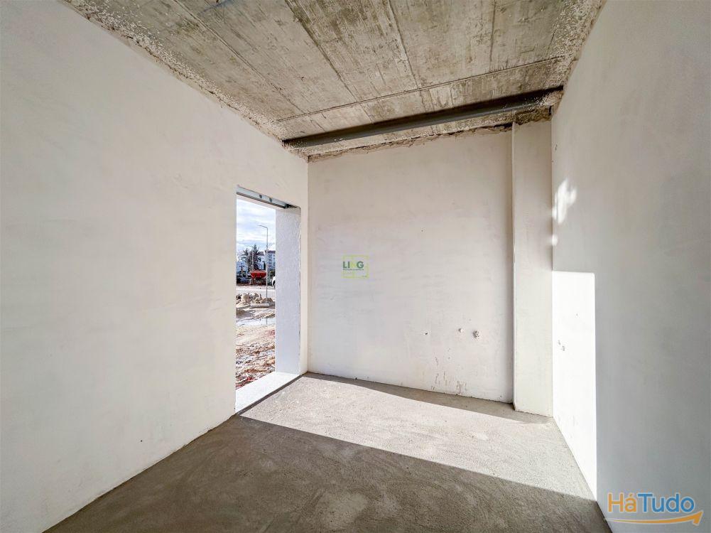 Moradia Isolada V4, no Bairro da Carapalha, cidade de Castelo Branco Moradia Isolada V4, no Bairro da Carapalha, cidade de Castelo Branco