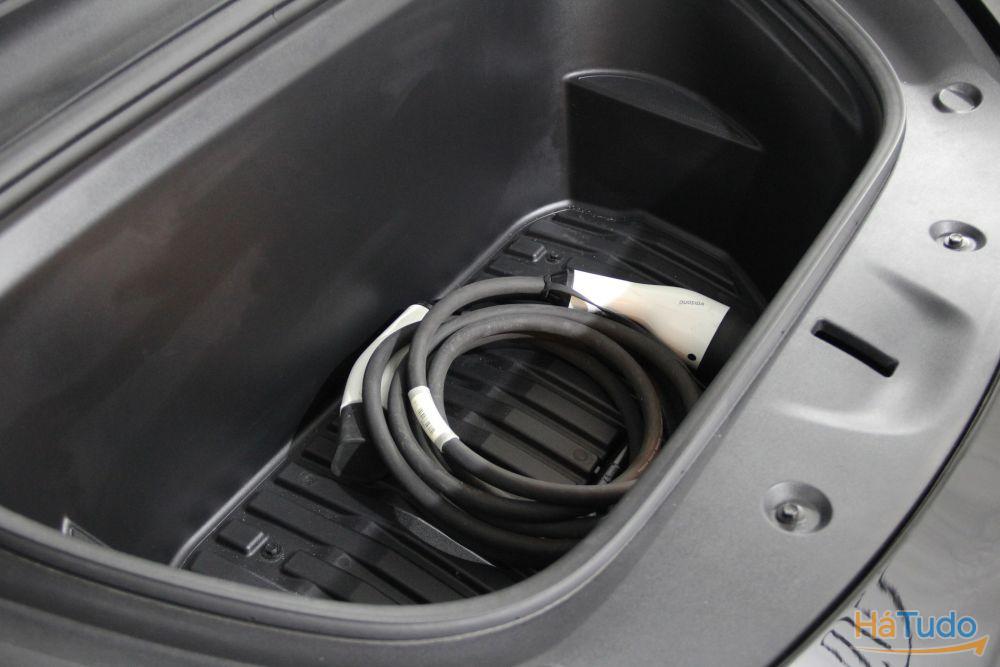 Tesla Model Y RWD Tesla Model Y RWD