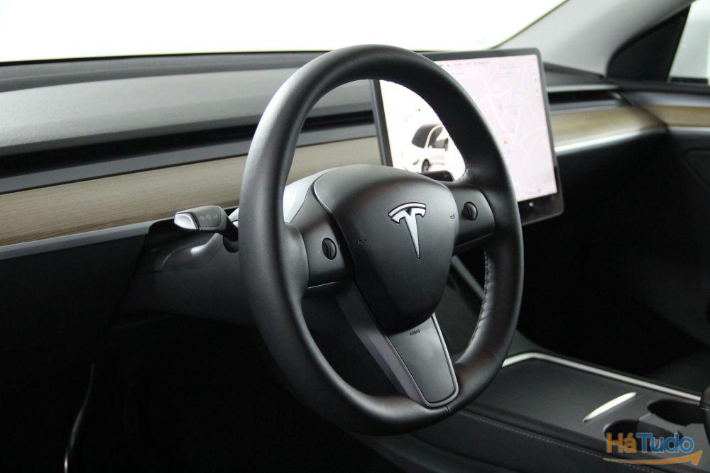 Tesla Model Y RWD Tesla Model Y RWD