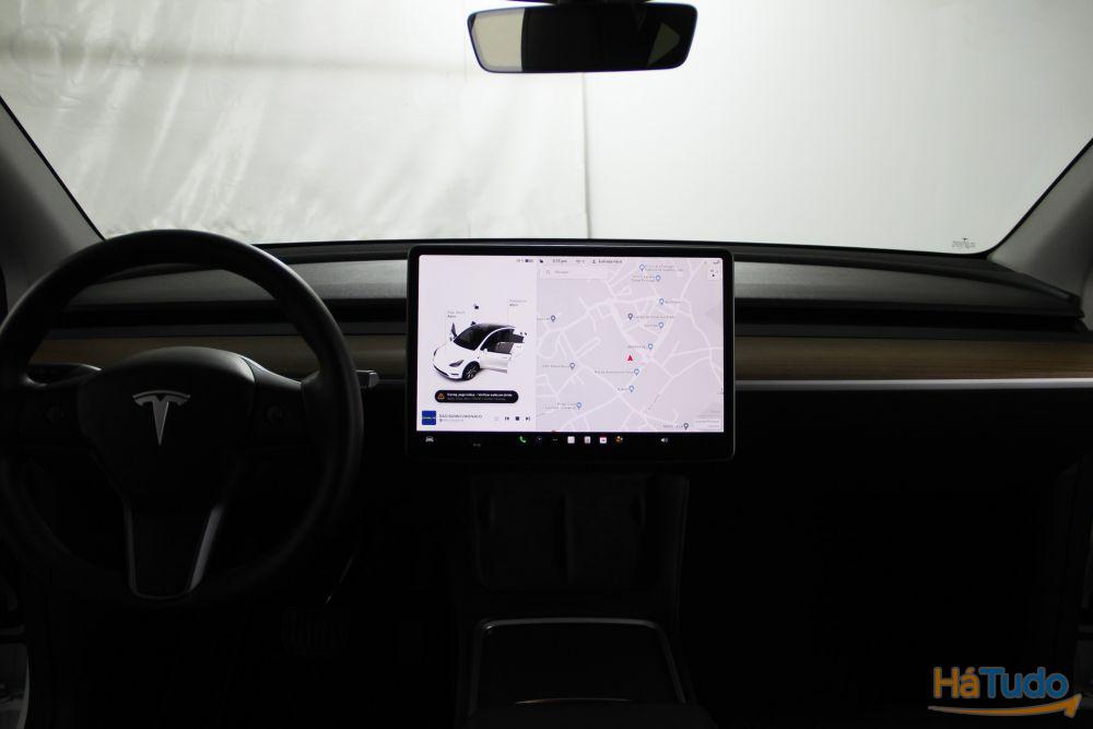 Tesla Model Y RWD Tesla Model Y RWD