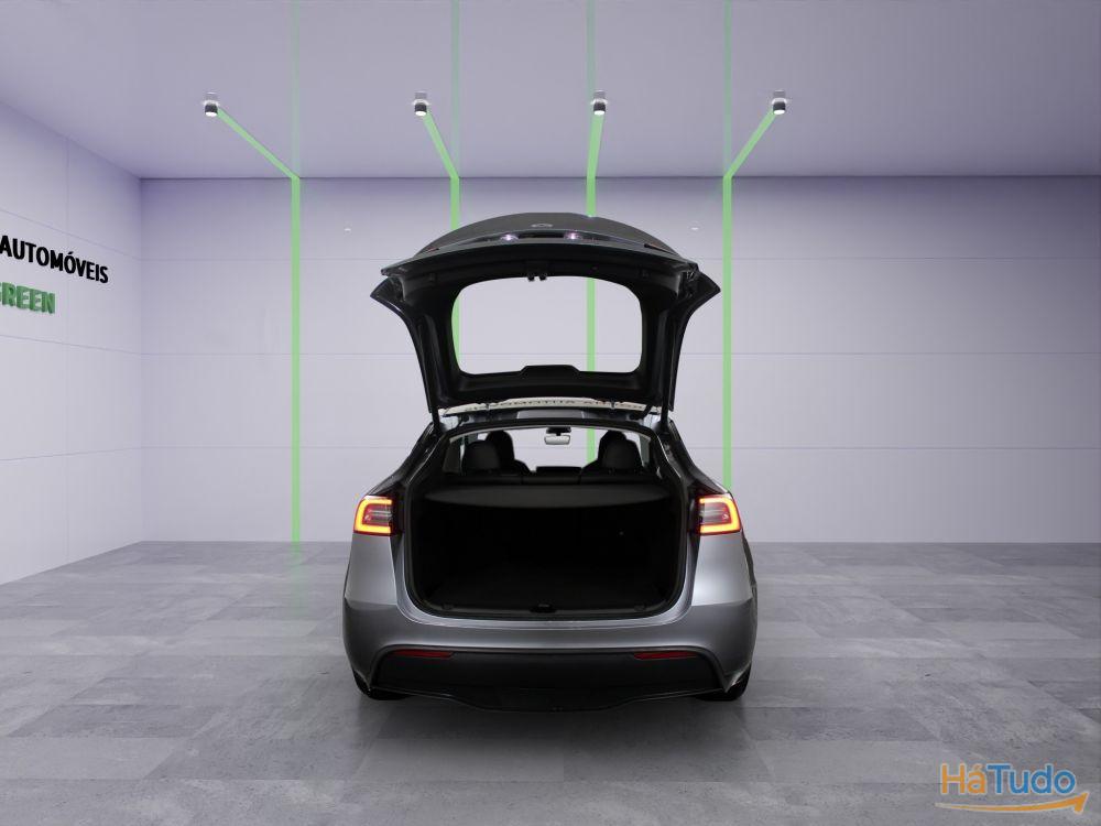 Tesla Model Y RWD Tesla Model Y RWD