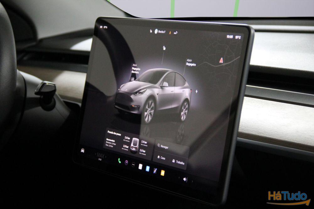 Tesla Model Y RWD Tesla Model Y RWD