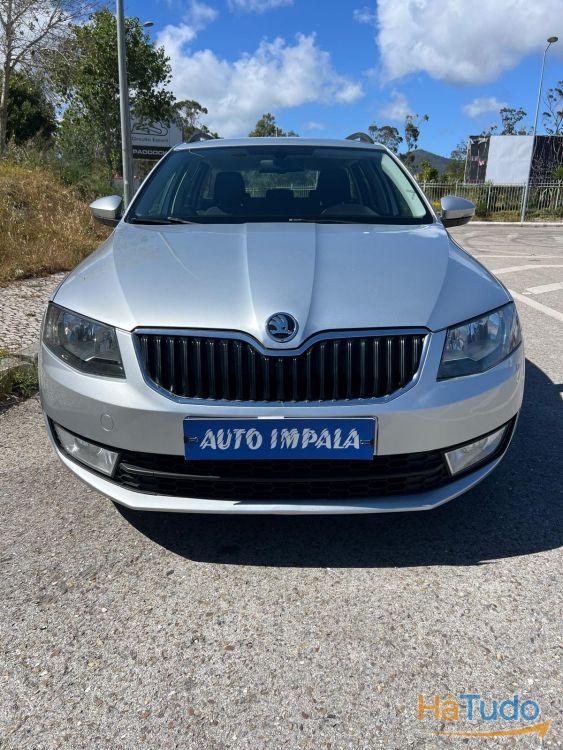 Skoda Octavia Break 1.6 TDi Ambiente DSG Skoda Octavia Break 1.6 TDi Ambiente DSG