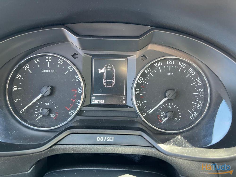 Skoda Octavia Break 1.6 TDi Ambiente DSG Skoda Octavia Break 1.6 TDi Ambiente DSG