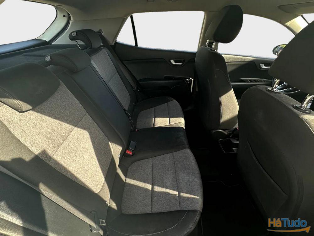 Kia Stonic 1.0 T-GDi Drive Kia Stonic 1.0 T-GDi Drive
