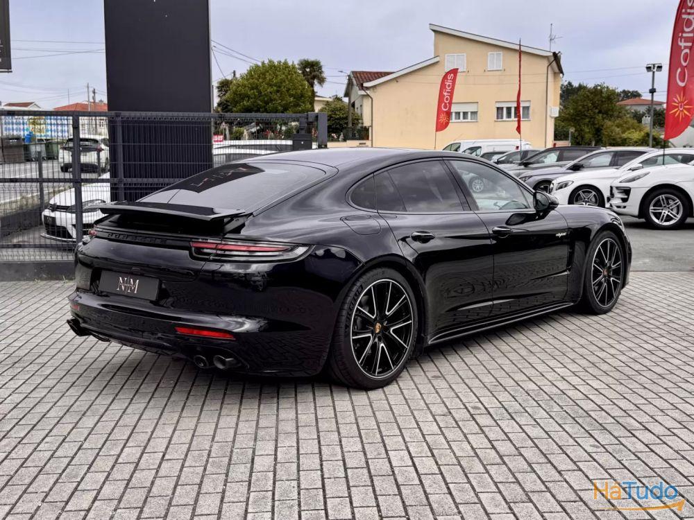 Porsche Panamera 4 E-Hybrid Porsche Panamera 4 E-Hybrid