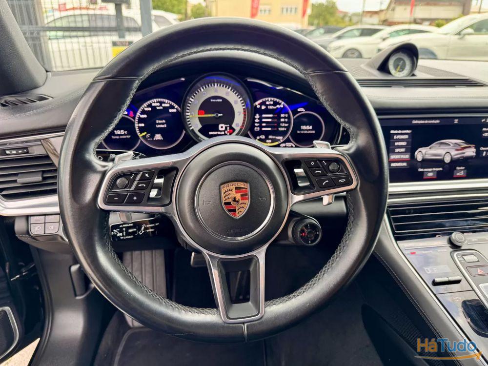 Porsche Panamera 4 E-Hybrid Porsche Panamera 4 E-Hybrid