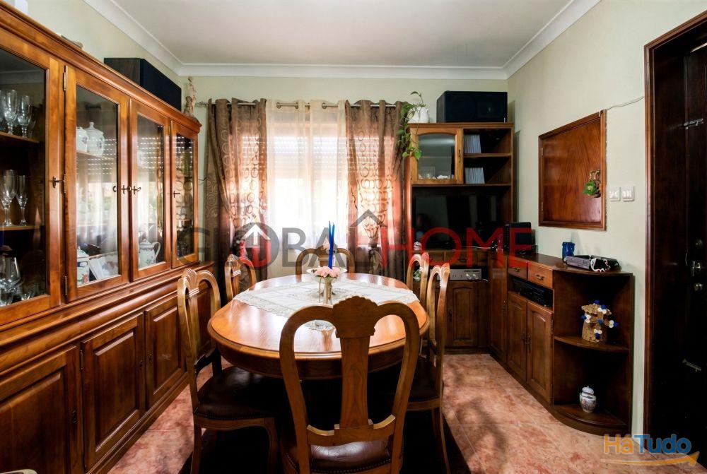 Moradia T2 com Potencial para Duas Habitações na Maia Moradia T2 com Potencial para Duas Habitações na Maia