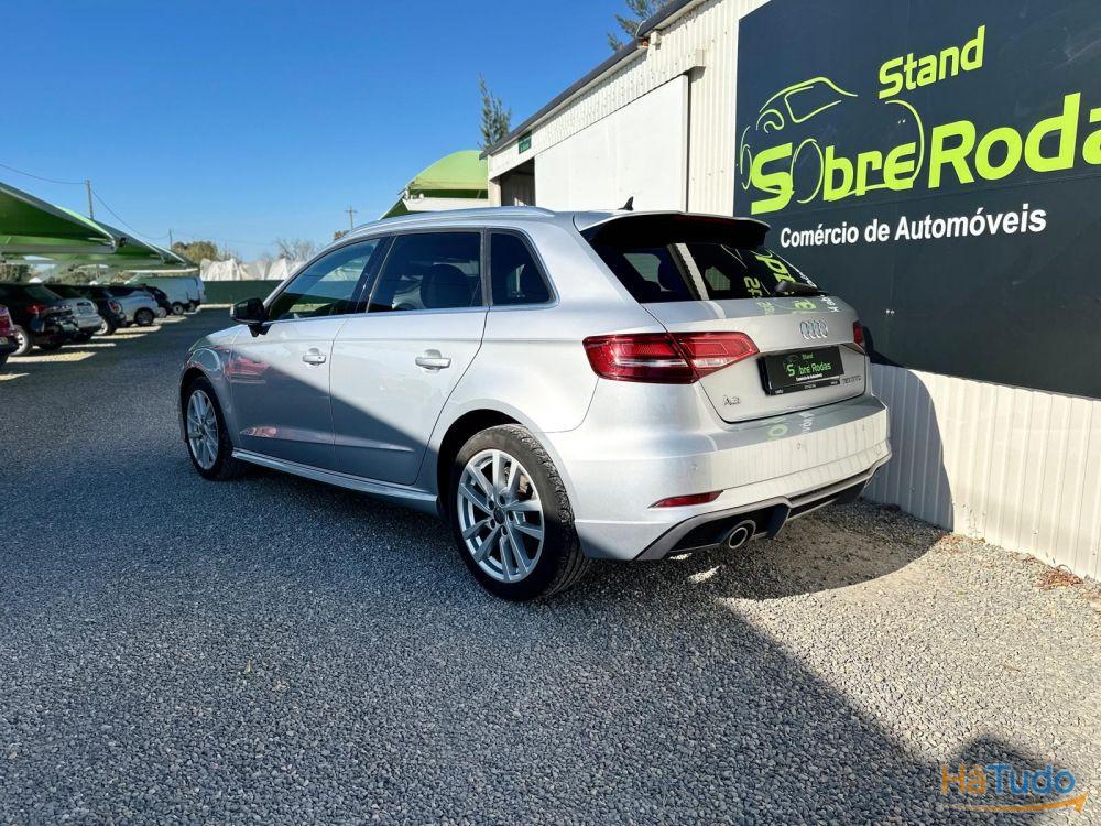 Audi A3 Sportback 30 TFSI S-line Audi A3 Sportback 30 TFSI S-line