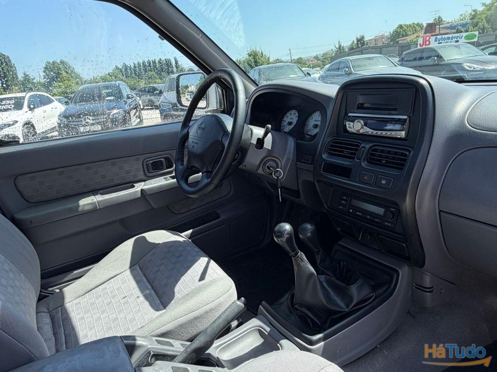 Nissan Navara 2.5TDi 4x4 5LUG Nissan Navara 2.5TDi 4x4 5LUG