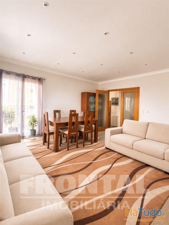 Moradia T3 | Conforto Habitacional e Excelente Localização Moradia T3 | Conforto Habitacional e Excelente Localização