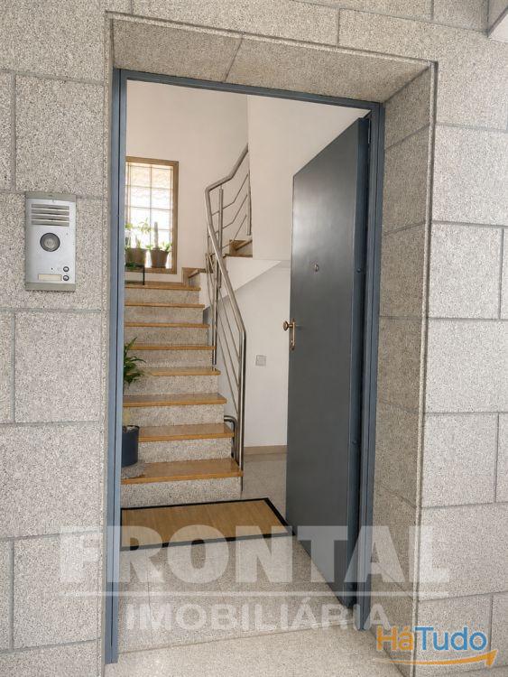 Moradia T3 | Conforto Habitacional e Excelente Localização Moradia T3 | Conforto Habitacional e Excelente Localização