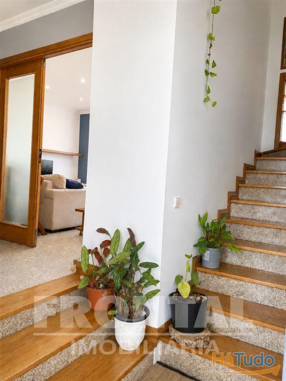 Moradia T3 | Conforto Habitacional e Excelente Localização Moradia T3 | Conforto Habitacional e Excelente Localização