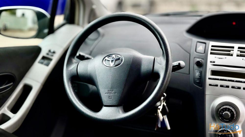 Toyota Yaris 1.0 VVT-i Toyota Yaris 1.0 VVT-i
