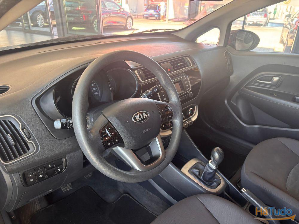 Kia Rio 1.1 CRDi EX ISG Kia Rio 1.1 CRDi EX ISG