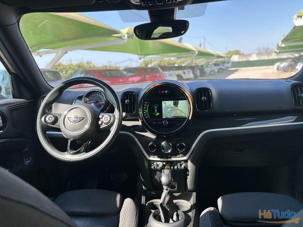 MINI Countryman Cooper S E ALL4 Auto MINI Countryman Cooper S E ALL4 Auto