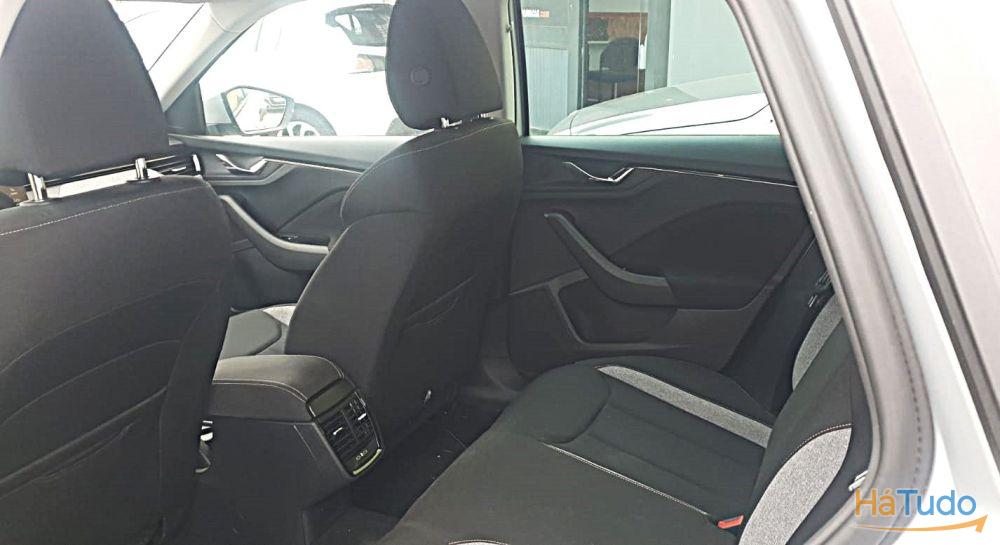 Skoda Kamiq 1.0 TSI Selection DSG Skoda Kamiq 1.0 TSI Selection DSG