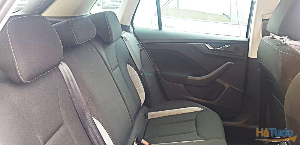 Skoda Kamiq 1.0 TSI Selection DSG Skoda Kamiq 1.0 TSI Selection DSG