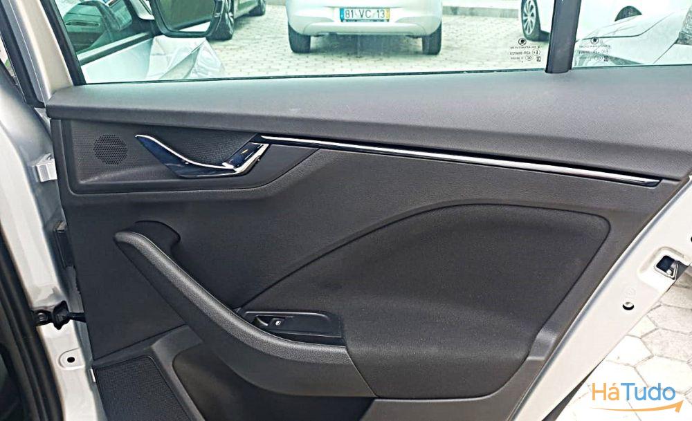 Skoda Kamiq 1.0 TSI Selection DSG Skoda Kamiq 1.0 TSI Selection DSG