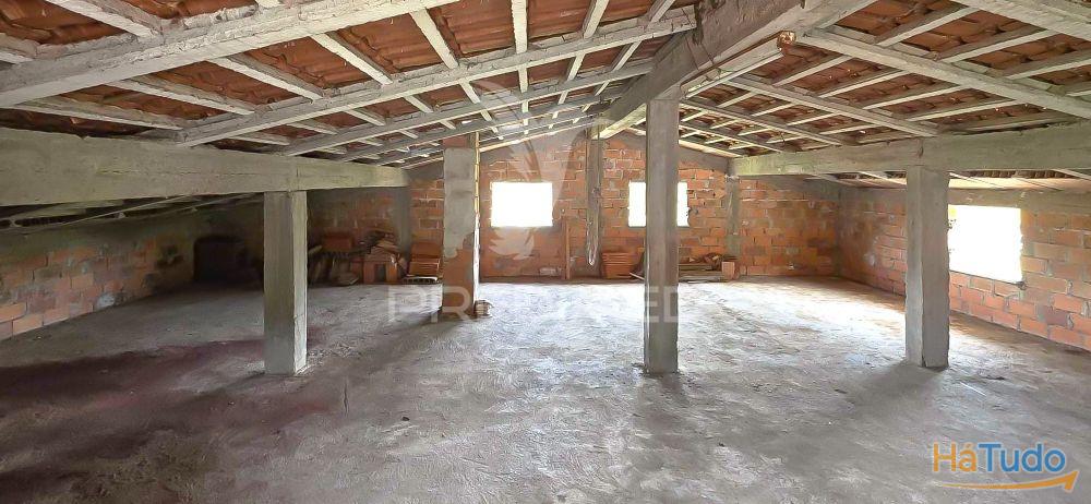 Moradia T3, Garagem, Sotão, 765m2 Terreno. Almalagues Moradia T3, Garagem, Sotão, 765m2 Terreno. Almalagues