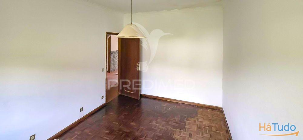 Moradia T3, Garagem, Sotão, 765m2 Terreno. Almalagues Moradia T3, Garagem, Sotão, 765m2 Terreno. Almalagues