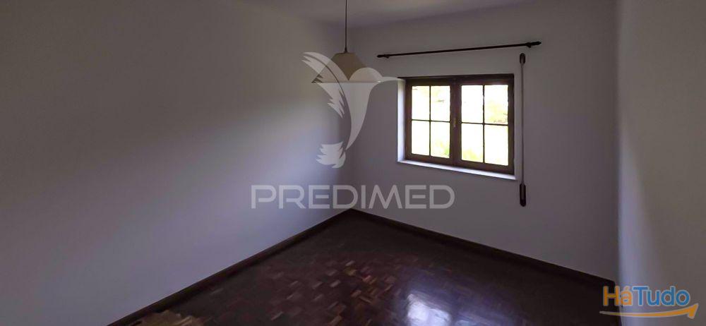 Moradia T3, Garagem, Sotão, 765m2 Terreno. Almalagues Moradia T3, Garagem, Sotão, 765m2 Terreno. Almalagues