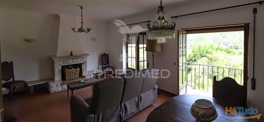 Moradia T3, Garagem, Sotão, 765m2 Terreno. Almalagues Moradia T3, Garagem, Sotão, 765m2 Terreno. Almalagues