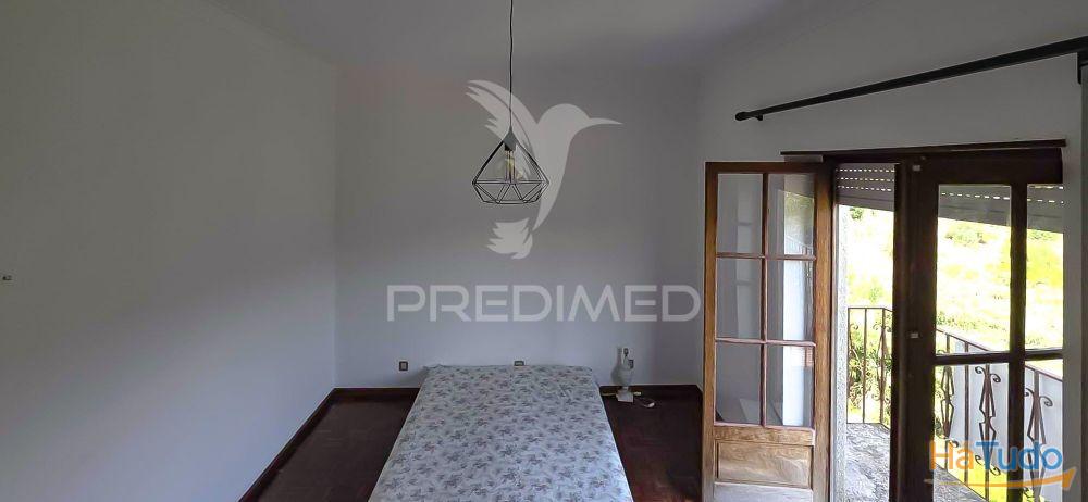Moradia T3, Garagem, Sotão, 765m2 Terreno. Almalagues Moradia T3, Garagem, Sotão, 765m2 Terreno. Almalagues