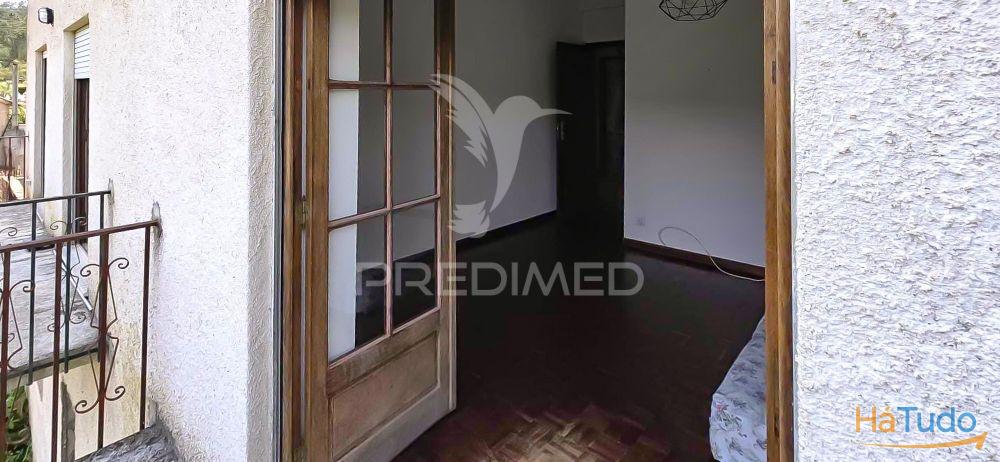 Moradia T3, Garagem, Sotão, 765m2 Terreno. Almalagues Moradia T3, Garagem, Sotão, 765m2 Terreno. Almalagues