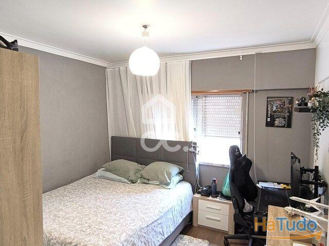 Venda - Apartamento - T3 Venda - Apartamento - T3