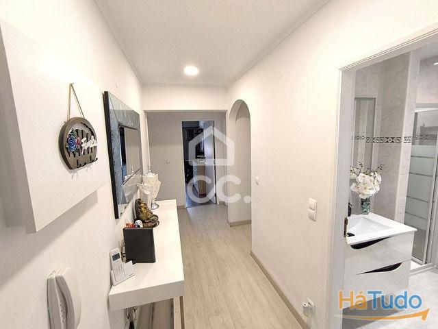 Venda - Apartamento - T3 Venda - Apartamento - T3