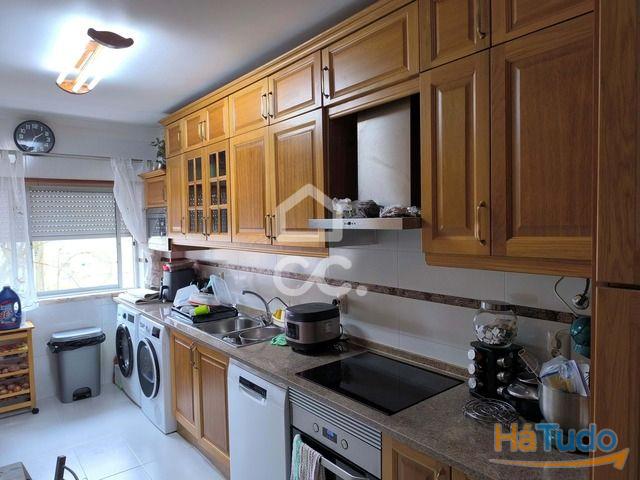 Venda - Apartamento - T3 Venda - Apartamento - T3